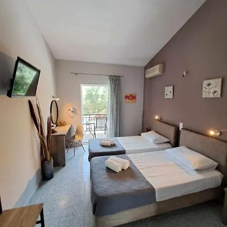 Ilias Apartment *